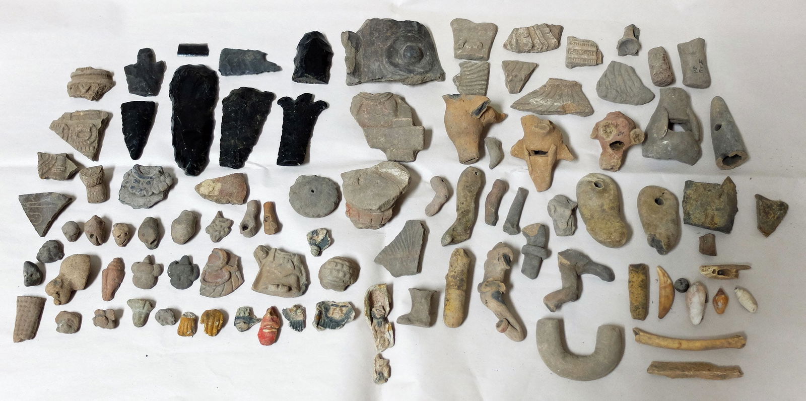 COLLECTION OF TEOTIHUACAN FRAGMENTS