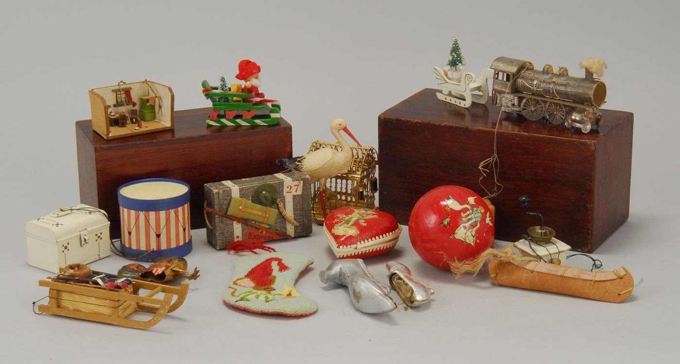 COLLECTION OF THIRTY-FIVE CHRISTMAS
