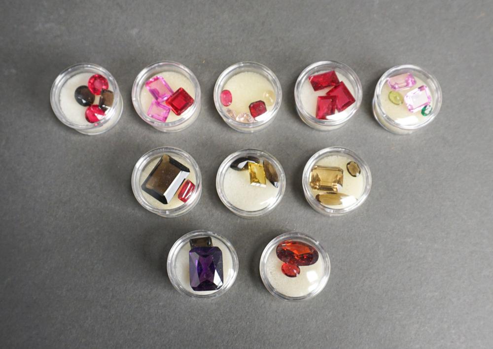 COLLECTION OF UNMOUNTED