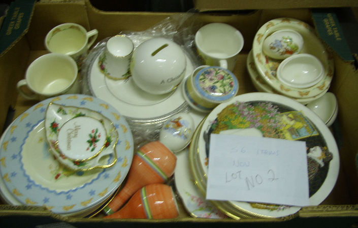 Collection of various pottery to