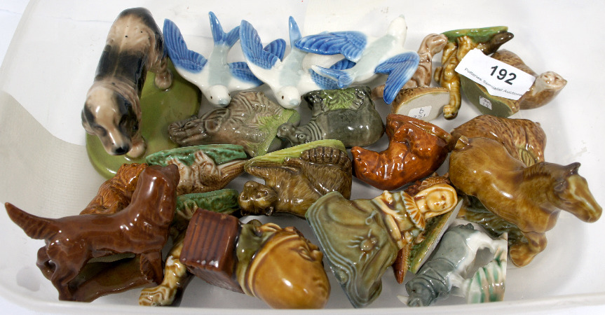 Collection of various Wade Whimsies