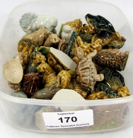 Collection of various Wade Whimsies