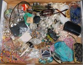 COLLECTION OF VINTAGE AND OTHE