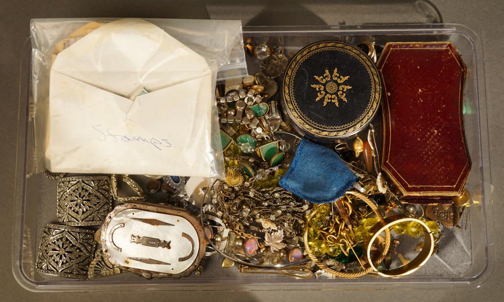 COLLECTION OF VINTAGE COSTUME