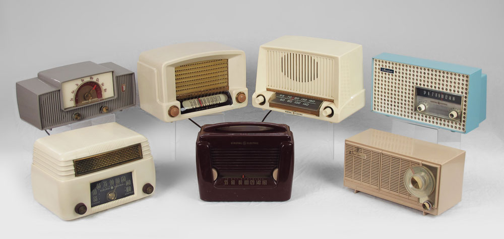 COLLECTION OF VINTAGE GE GENERAL