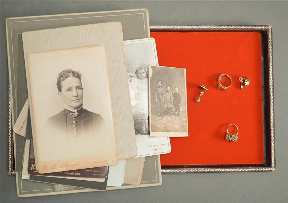 COLLECTION OF VINTAGE