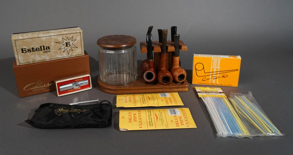 COLLECTION OF WOOD PIPES AND A WOOD