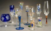 COLLECTION WITH 11-PIECE HUNGA