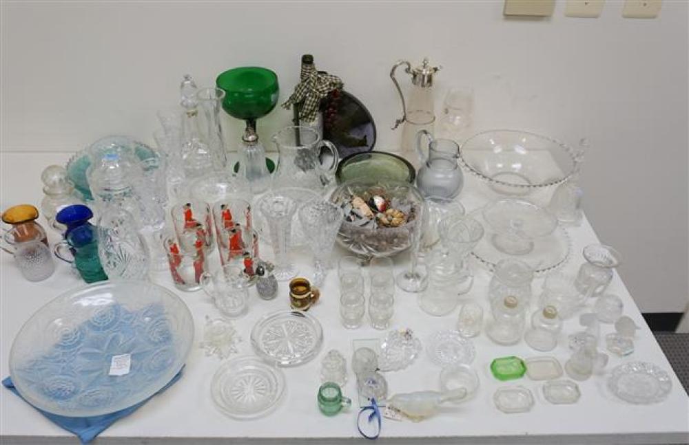 COLLECTION WITH ASSORTED CUT