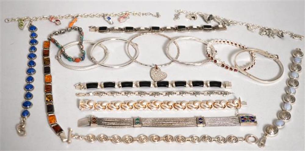 COLLECTION WITH EIGHTEEN STERLING