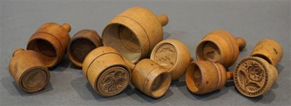 COLLECTION WITH ELEVEN WOOD