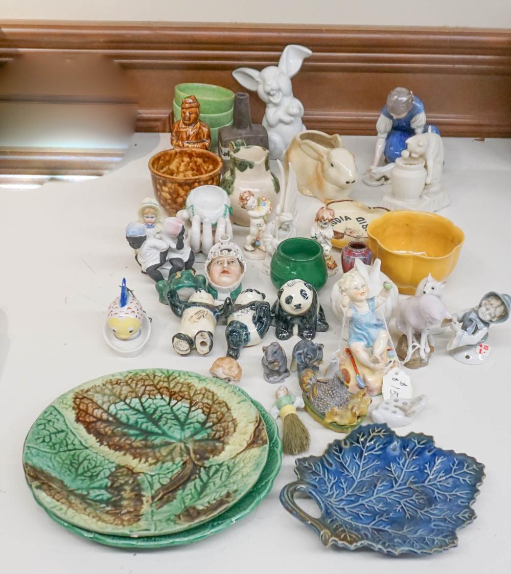 COLLECTION WITH EUROPEAN PORCELAIN,