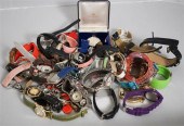 COLLECTION WITH LADIES FASHION