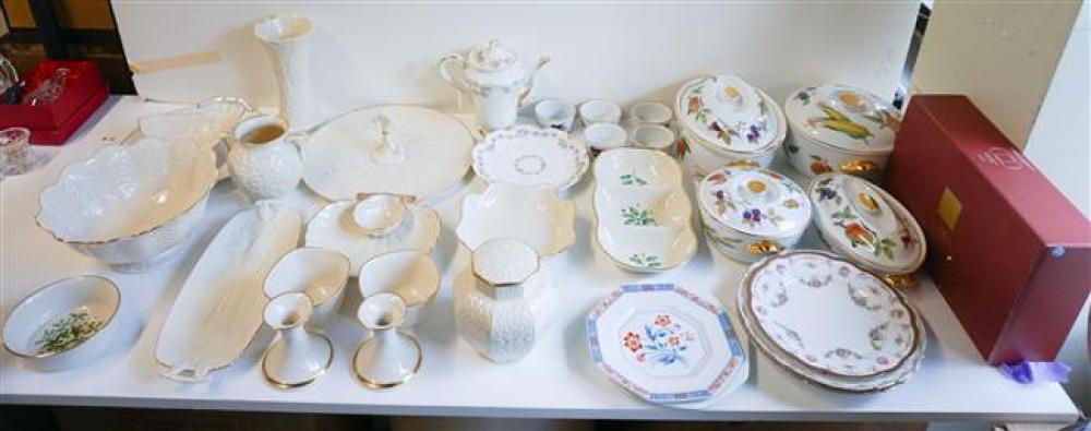 COLLECTION WITH LENOX, ROYAL