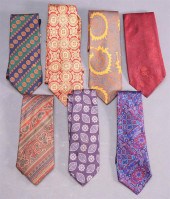 COLLECTION WITH MEN'S SILK NEC
