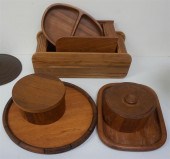 COLLECTION WITH MID-CENTURY MO