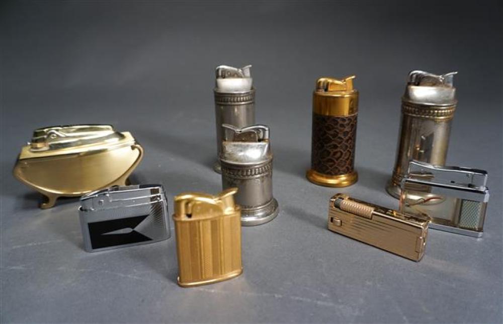 COLLECTION WITH NINE MID-CENTURY