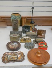 COLLECTION WITH PATINATED META