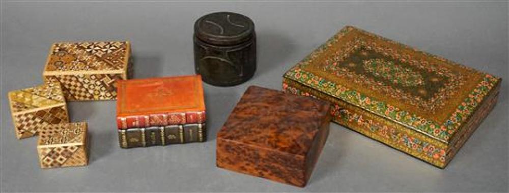 COLLECTION WITH PUZZLE BOXES AND