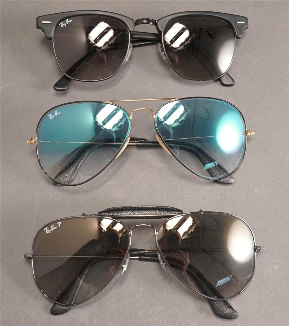 COLLECTION WITH THREE PAIRS OF