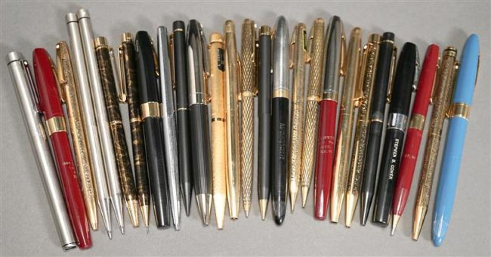 COLLECTION WITH TWENTY-SIX SHEAFFER