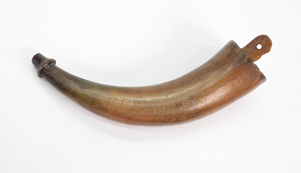 COLONIAL AMERICAN POWDER HORN C.