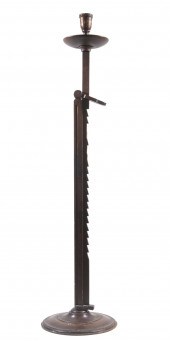 COLONIAL FLOOR STANDING ADJUST