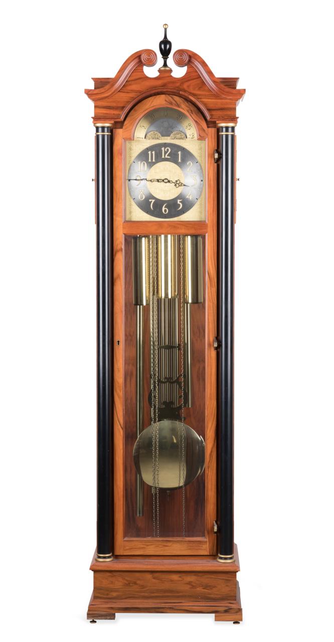 COLONIAL MFG. CO. MAHOGANY