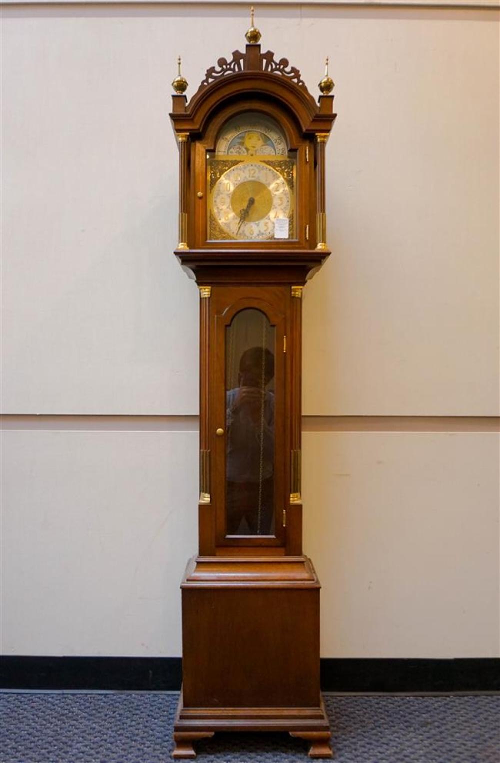 COLONIAL MFG. CO. MAHOGANY
