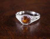 COLORED DIAMOND AND PLATINUM R