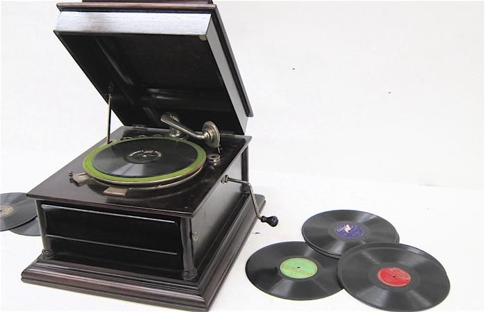 COLUMBIA GRAFONOLA PHONOGRAPH