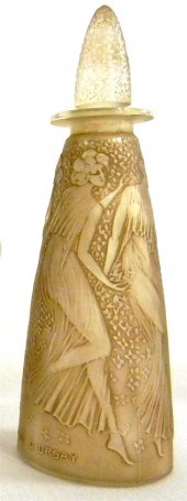 Commercial perfume bottle: D'O