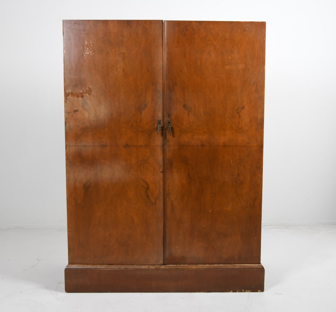 COMPACTUM GENTLEMEN'S CABINET C.