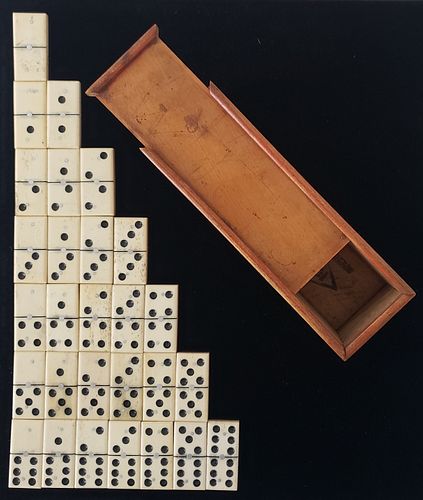 COMPLETE SET OF DOUBLE SIX ROBUST