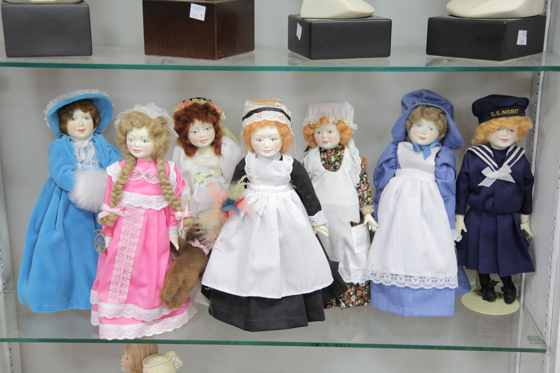 COMPLETE SET OF ROYAL DOULTON
