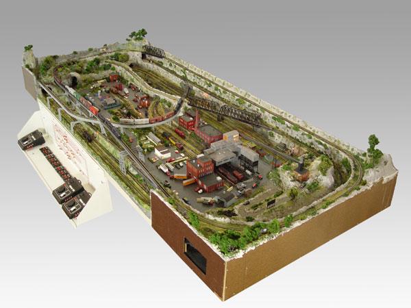 COMPLETE SET UP OF N GAUGE TRAINS &