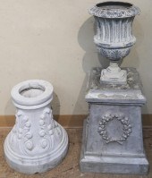 COMPOSITE PEDESTAL AND DISTRES