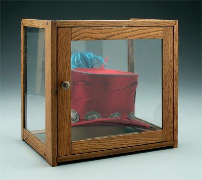 Concha decorated red beaver hat,