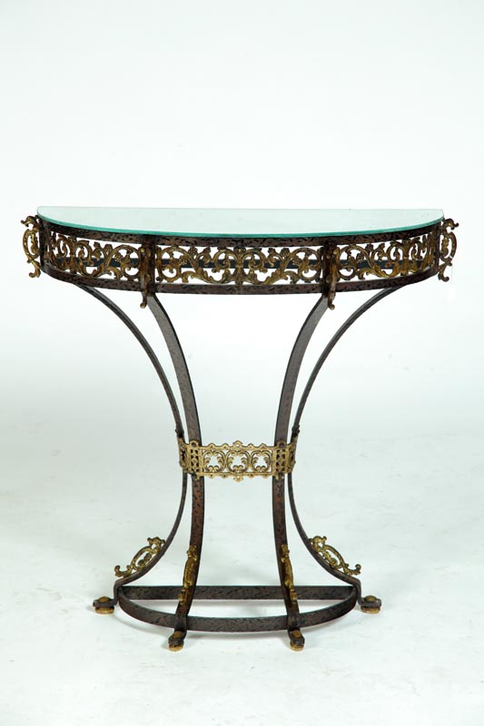 CONSOLE TABLE AND MIRROR. 