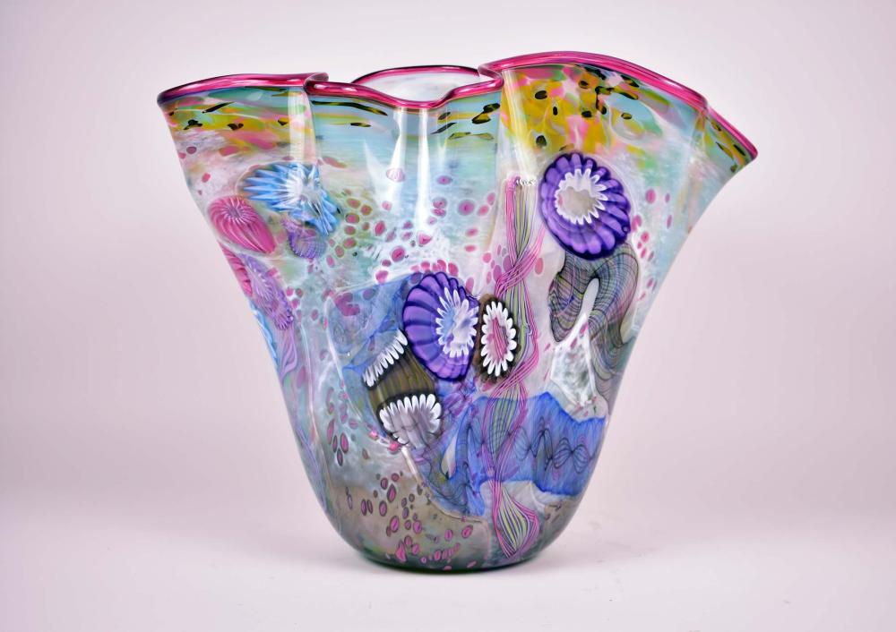 CONTEMPORARY ART GLASS INTERNALLY