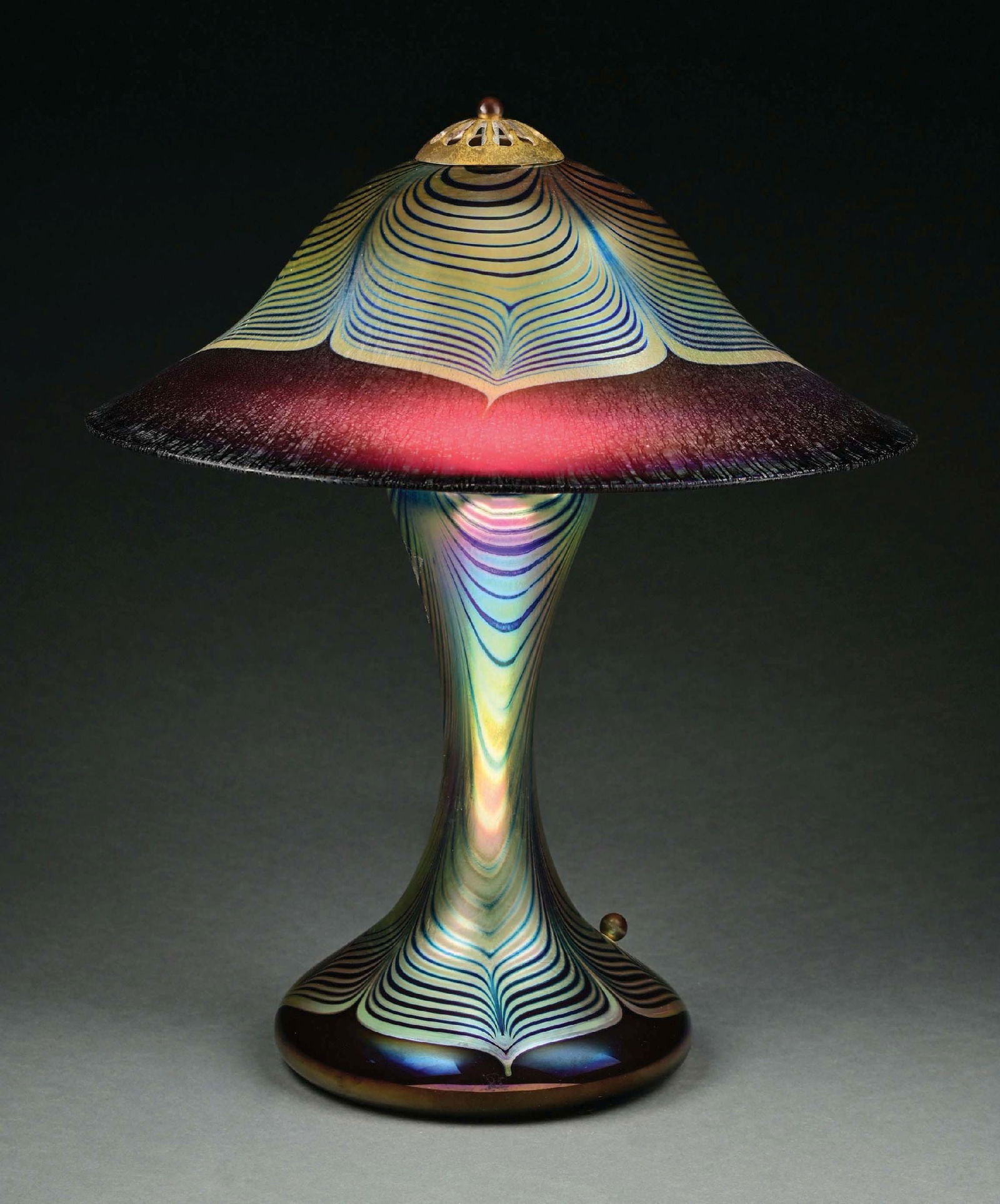 CONTEMPORARY ART GLASS PULLED