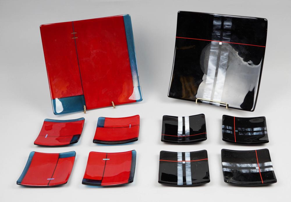 CONTEMPORARY ART GLASS SQUARE