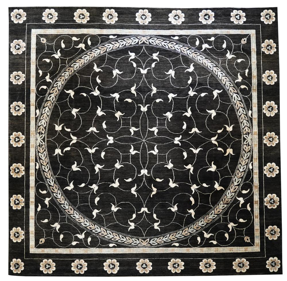 CONTEMPORARY BLACK FIELD RUGwool;