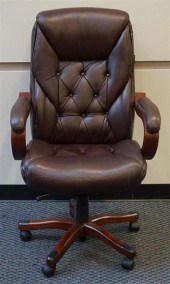 CONTEMPORARY BROWN VINYL EXECU