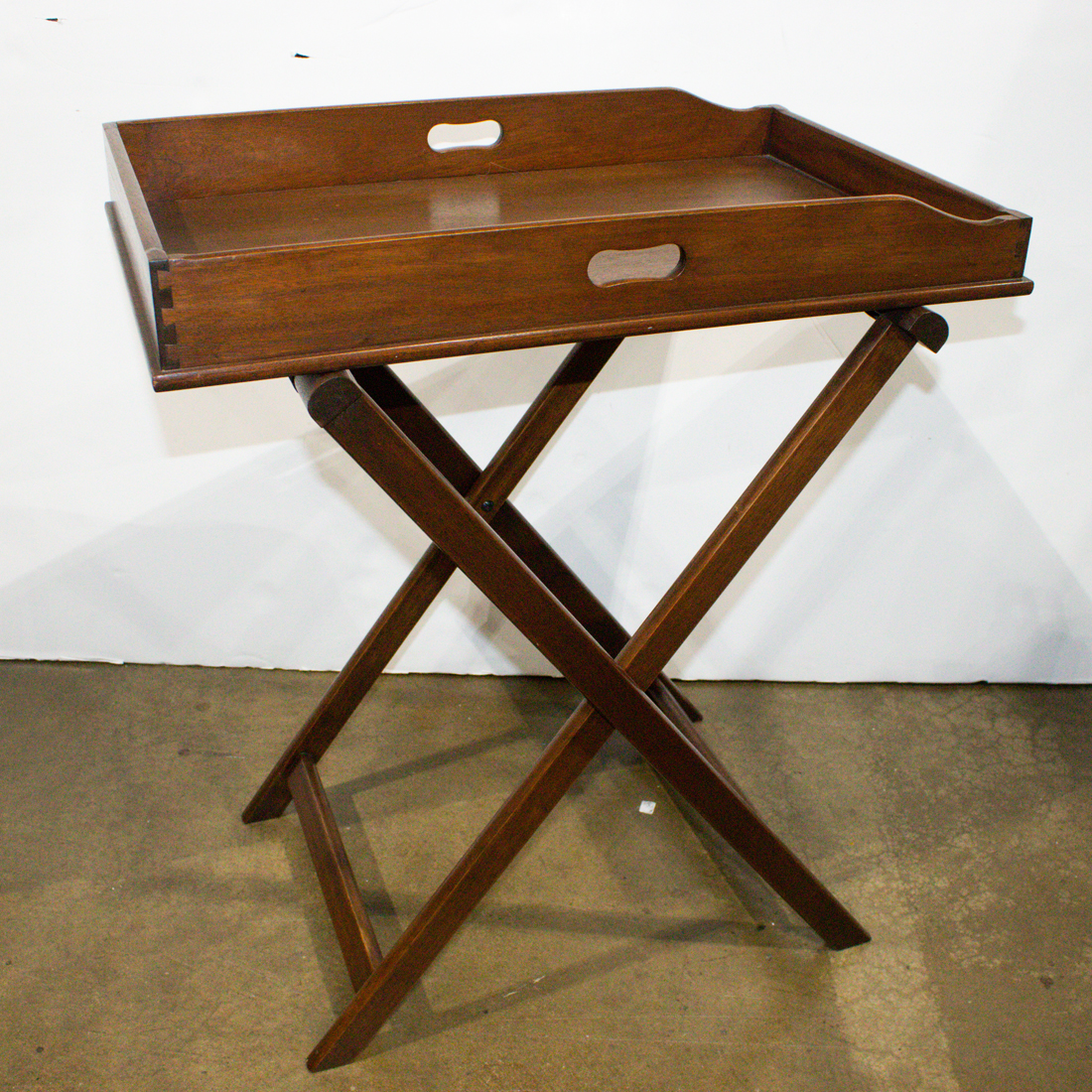 CONTEMPORARY BUTLER'S TRAY ON STAND