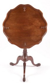 CONTEMPORARY CARVED TILT TOP T