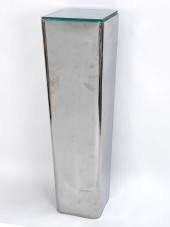 CONTEMPORARY CHROME PEDESTAL<b