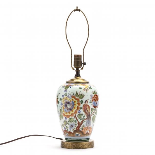 CONTEMPORARY DELFT STYLE LAMP