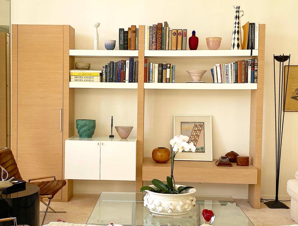 CONTEMPORARY