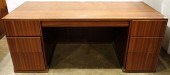 CONTEMPORARY EXECUTIVE DESK Co